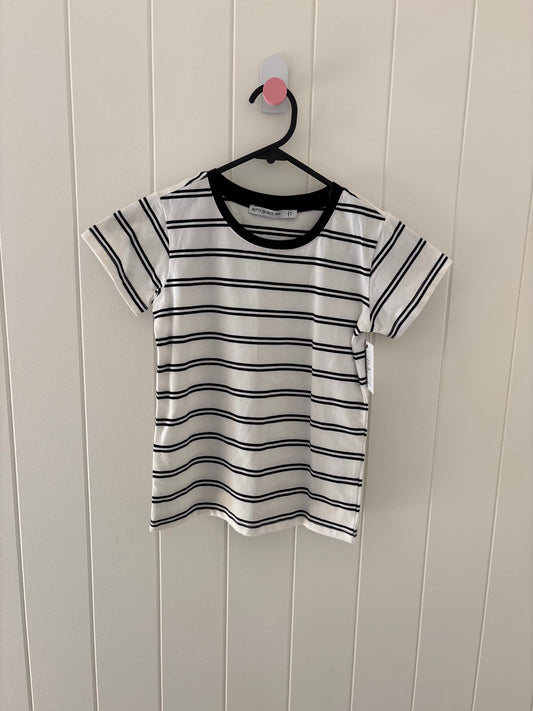 BNWT - Size 7 - Betty Basics