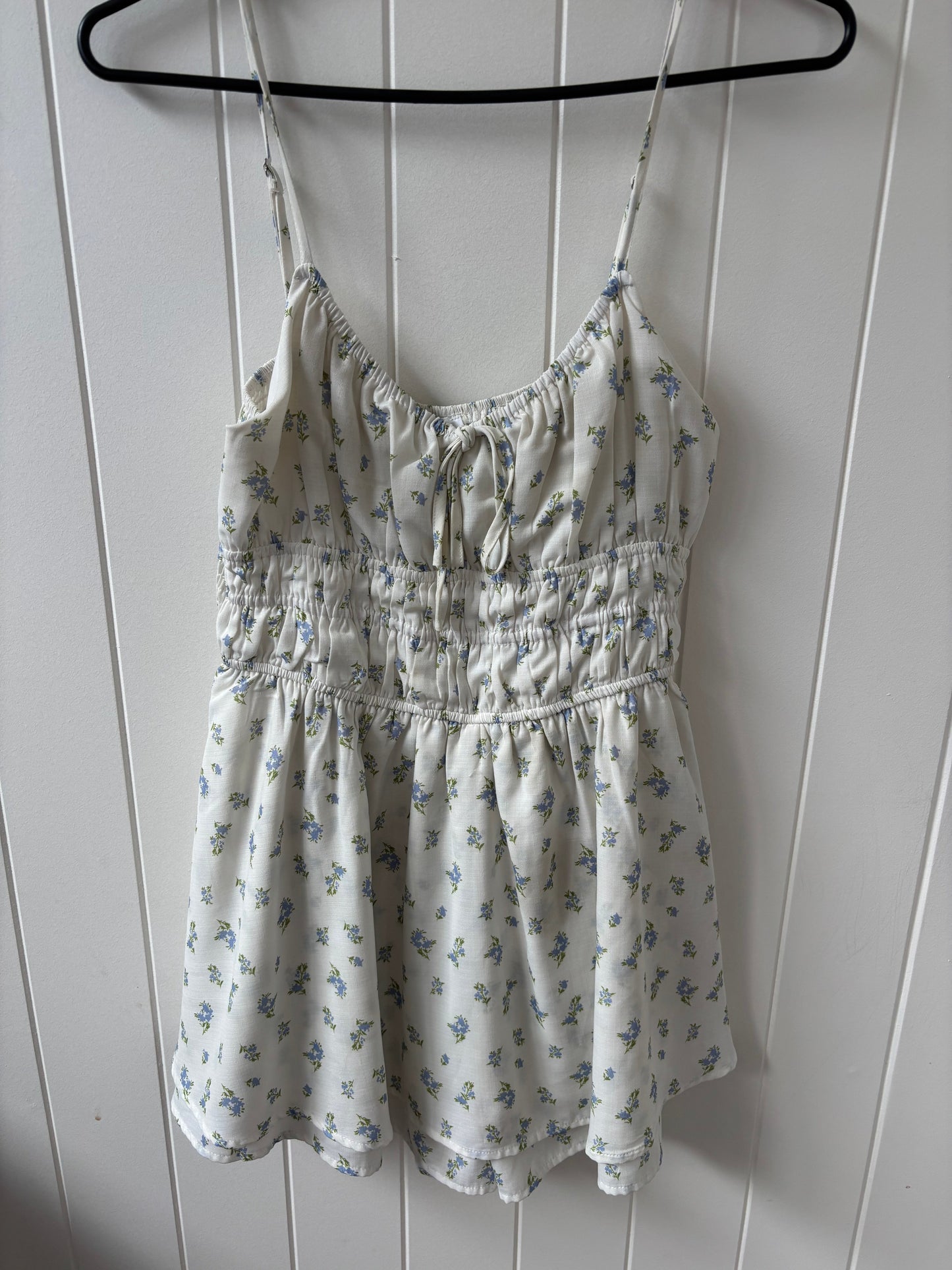 EUC - Size 12 - Ally