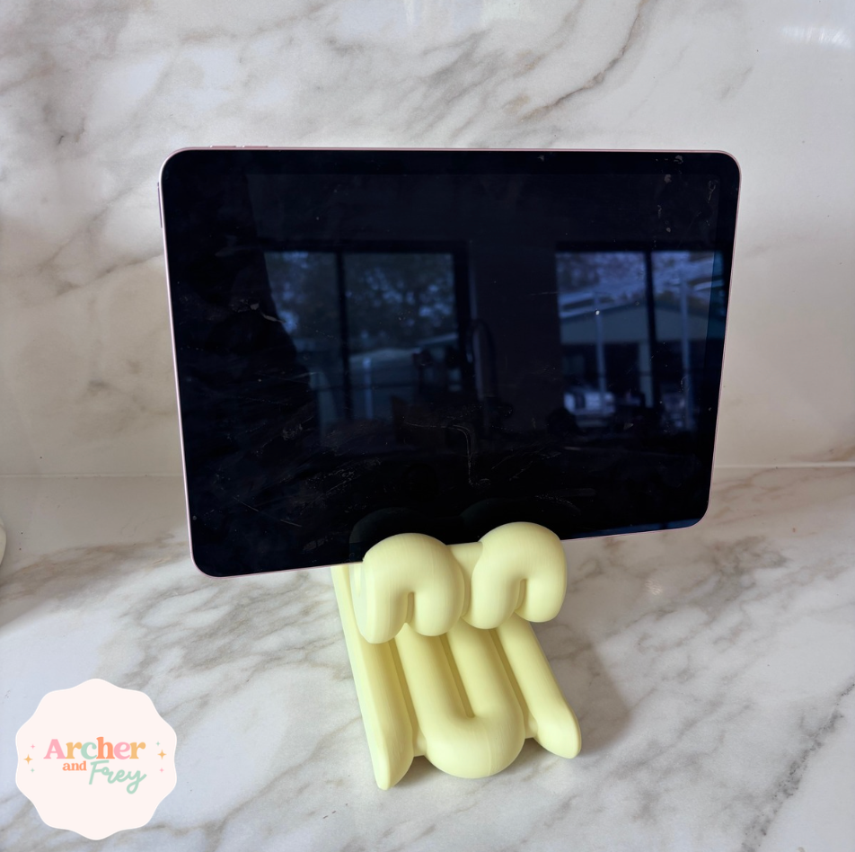 Wavy Tablet Stand