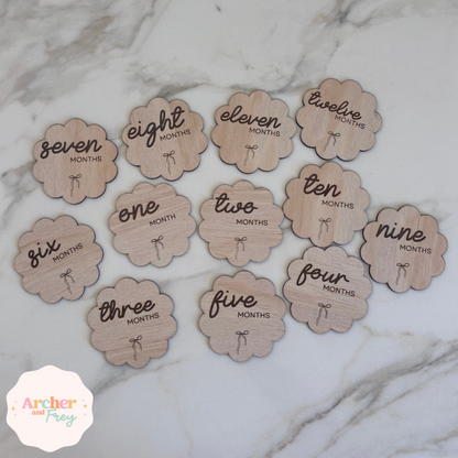 Scalloped bow Milestone Discs